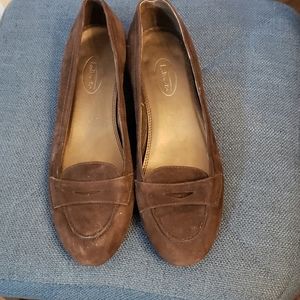 Brownsuade loafers